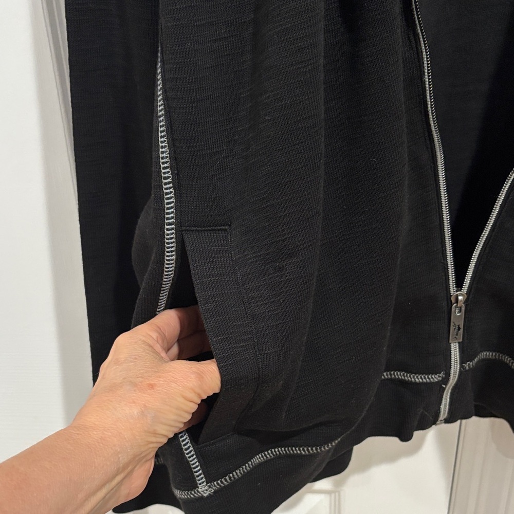 Mens Tommy Bahama Black Zip-Up - Picture 3 of 5